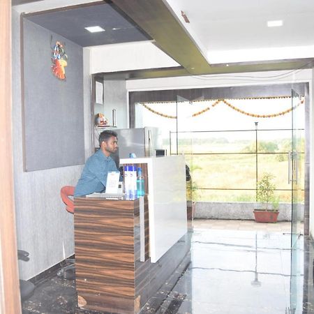 Hotel Riviera Residency Thane Extérieur photo