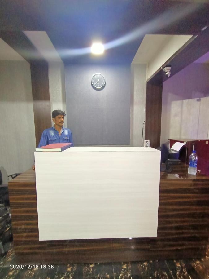 Hotel Riviera Residency Thane Extérieur photo