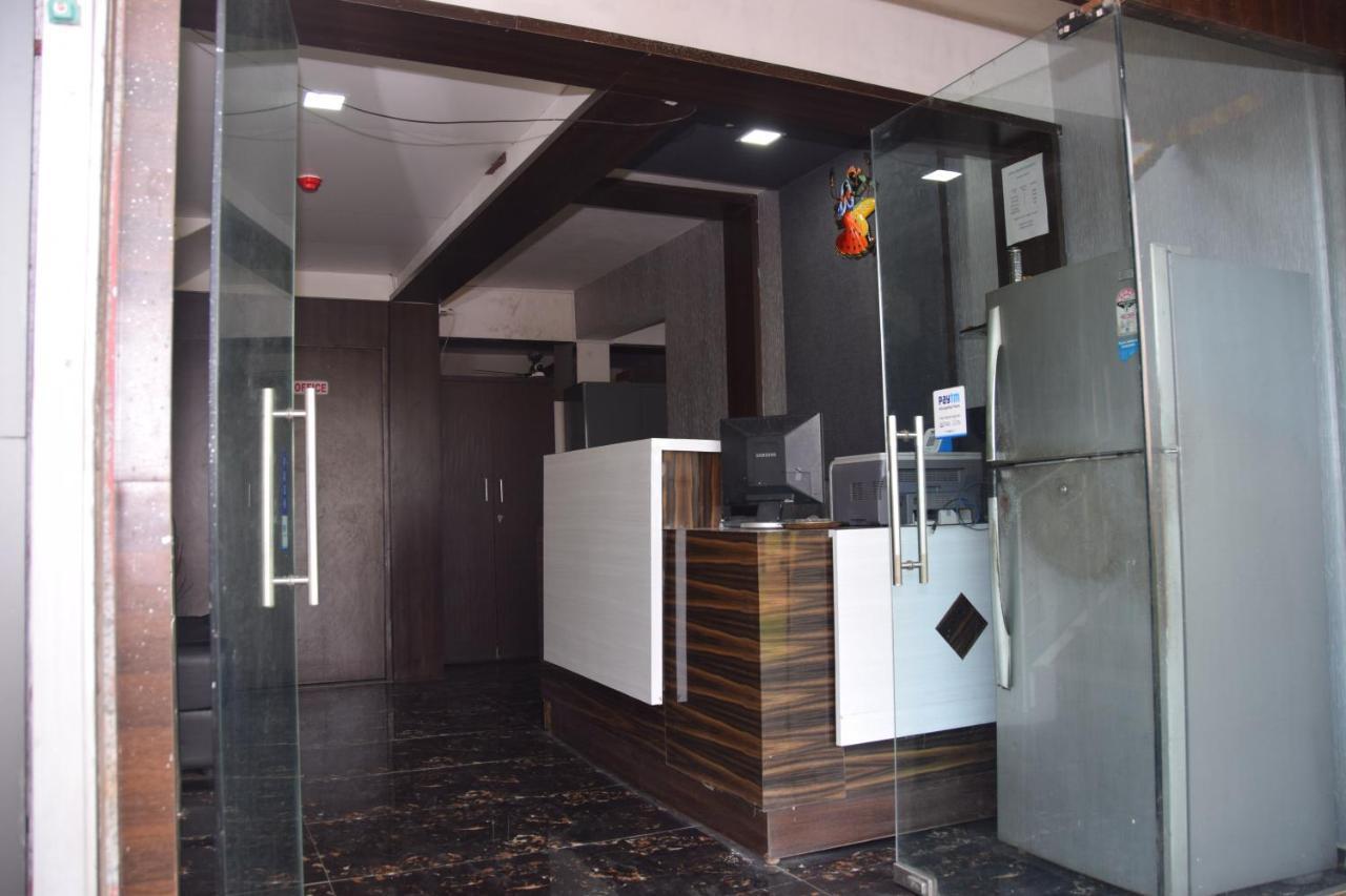 Hotel Riviera Residency Thane Extérieur photo