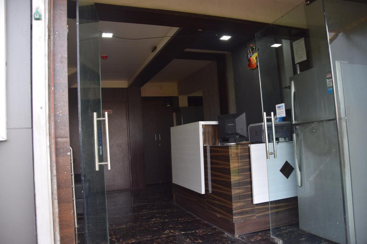 Hotel Riviera Residency Thane Extérieur photo