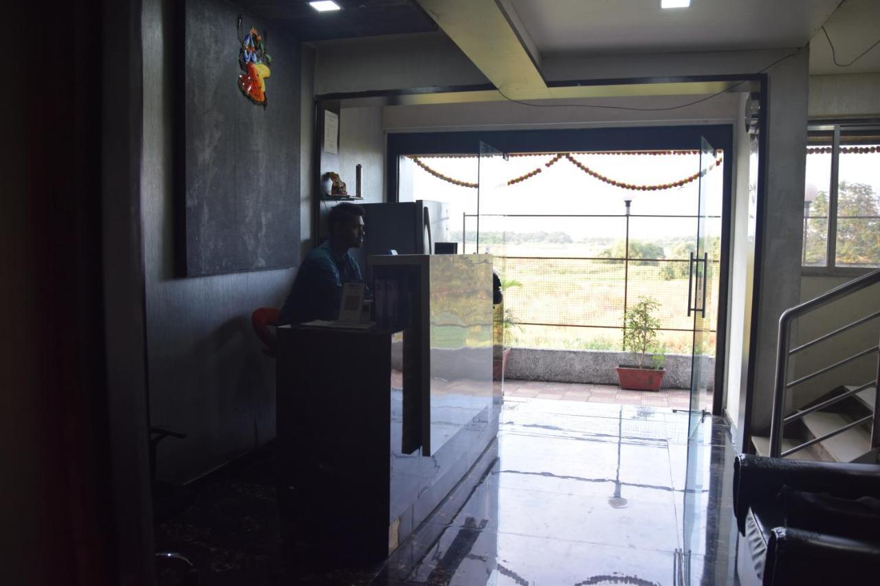 Hotel Riviera Residency Thane Extérieur photo